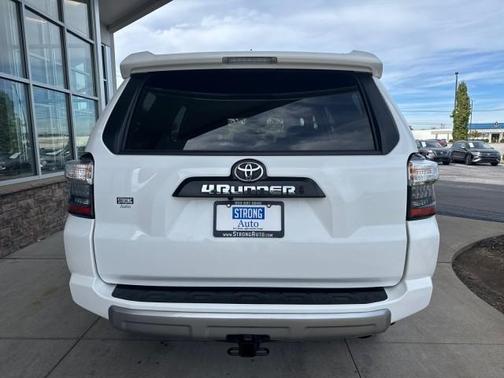 2024 Toyota 4Runner TRD Off Road