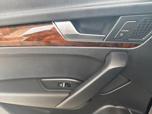 2018 Audi Q5 2.0T Premium Plus