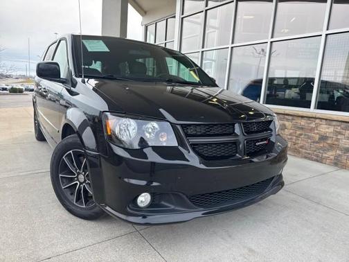 2016 Dodge Grand Caravan R/T