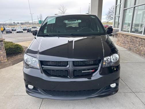 2016 Dodge Grand Caravan R/T