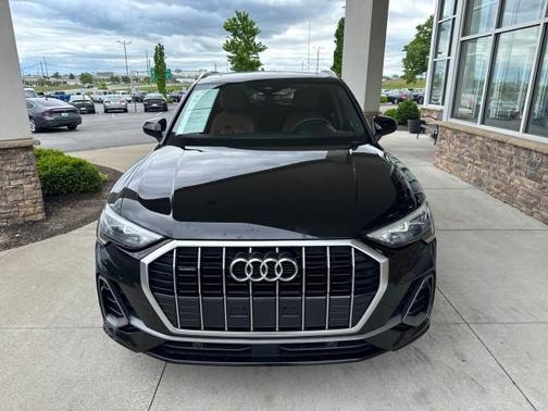2020 Audi Q3 45 S line Premium