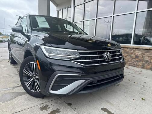 2024 Volkswagen Tiguan 2.0T Wolfsburg Edition