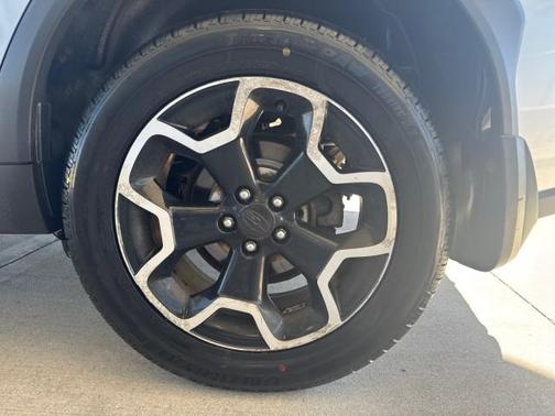 Ice Silver Metallic 2013 Subaru XV Crosstrek 2.0i Premium