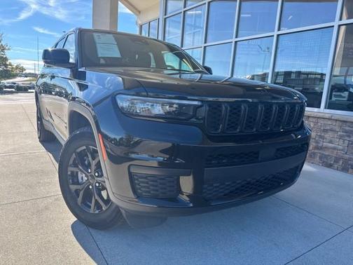 2024 Jeep Grand Cherokee L Laredo