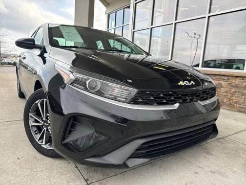 2022 Kia Forte LXS