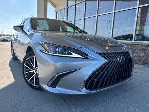 2023 Lexus ES 250 