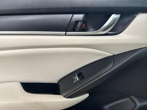 2022 Honda Accord LX 1.5T