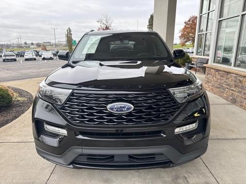 2023 Ford Explorer ST-Line