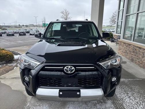 2024 Toyota 4Runner TRD Off Road