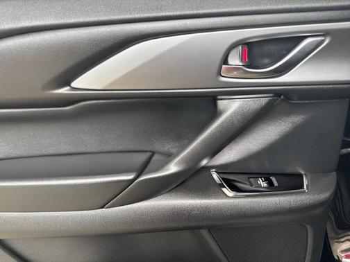 2023 Mazda CX-9 Touring Plus