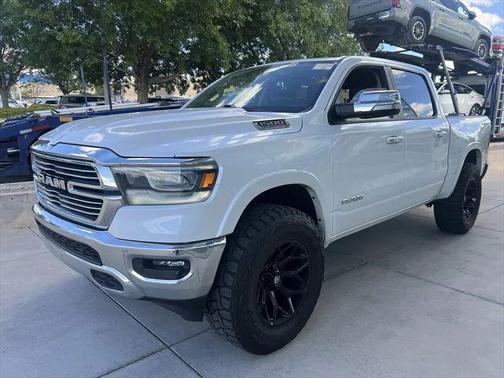 Ivory White Tri-Coat Pearlcoat 2021 RAM 1500 Laramie
