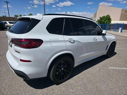 Alpine White 2021 BMW X5 M50i