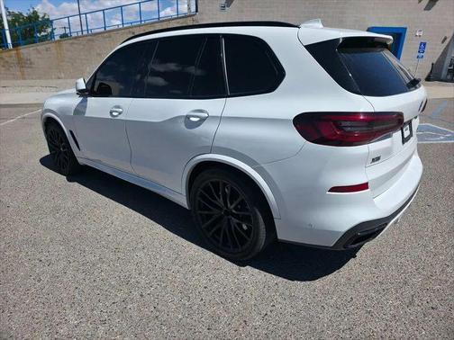 Alpine White 2021 BMW X5 M50i