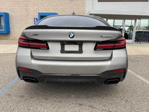 Phytonic Blue Metallic 2021 BMW M550 i Xdrive