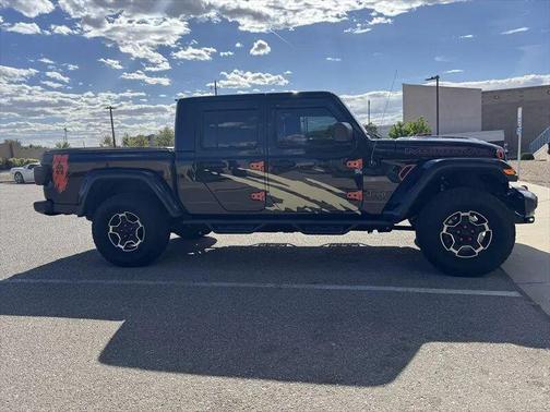 Black Clearcoat 2021 Jeep Gladiator Mojave 4x4