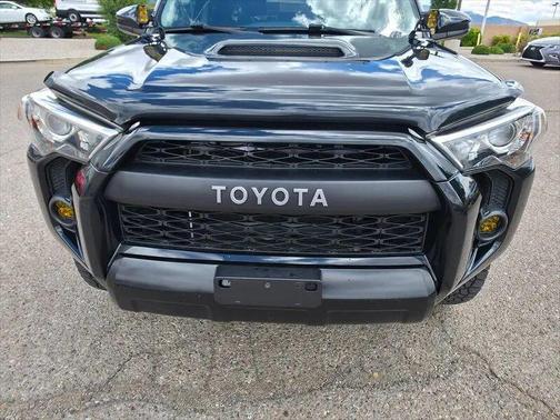 Midnight Black Metallic 2018 Toyota 4Runner TRD Pro