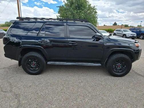 Midnight Black Metallic 2018 Toyota 4Runner TRD Pro