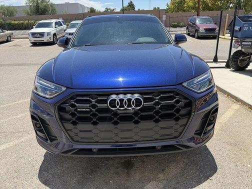 Navarra Blue Metallic 2023 Audi Q5 45 S line Premium Plus