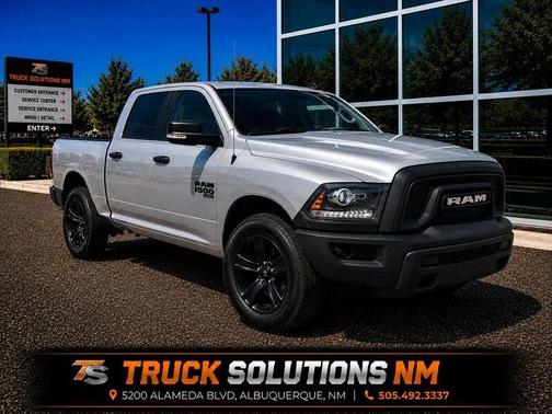 2024 RAM 1500 Classic Warlock Crew Cab 4x4 5'7' Box