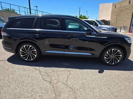 Infinite Black Metallic 2020 Lincoln Aviator Reserve AWD