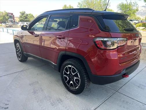 Red Hot Pearlcoat 2025 Jeep Compass Trailhawk