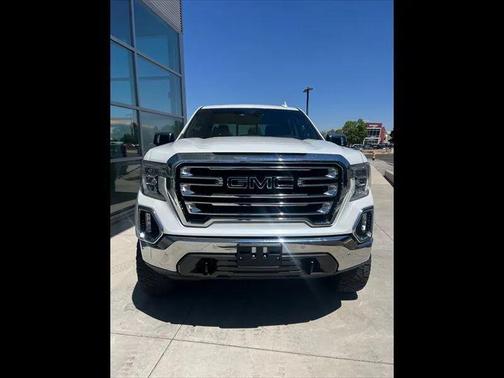 White Frost Tricoat 2020 GMC Sierra 1500 SLT