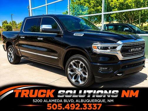 Diamond Black Crystal Pearlcoat 2019 RAM 1500 Limited Truck