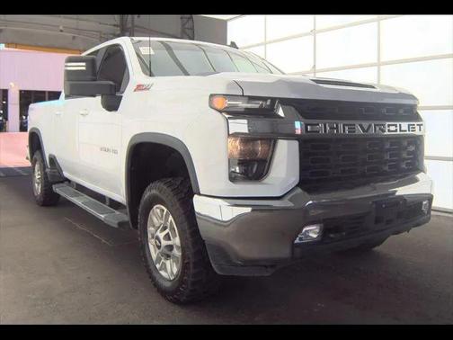 Summit White 2022 Chevrolet Silverado 2500 LT