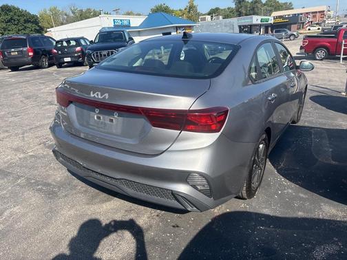 2023 Kia Forte LXS