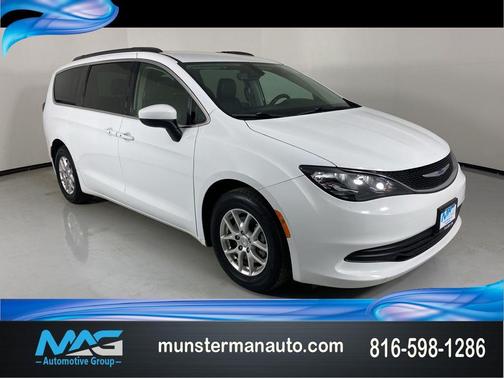 2020 Chrysler Voyager LXI