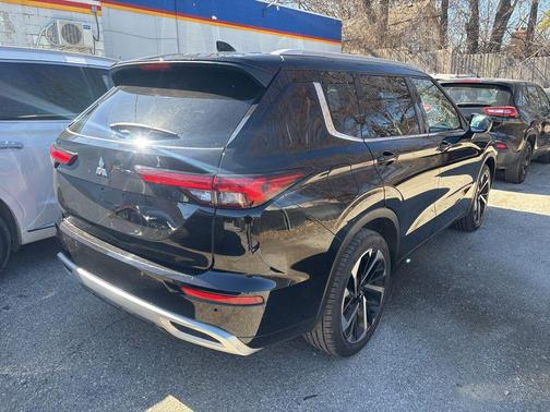 2022 Mitsubishi Outlander SEL 2.5 2WD