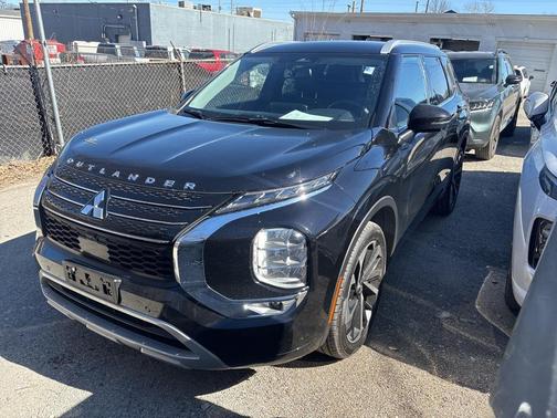 2022 Mitsubishi Outlander SEL 2.5 2WD
