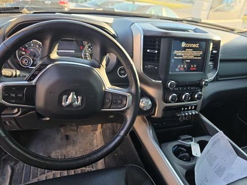 Flame Red Clearcoat 2019 RAM 1500 Laramie