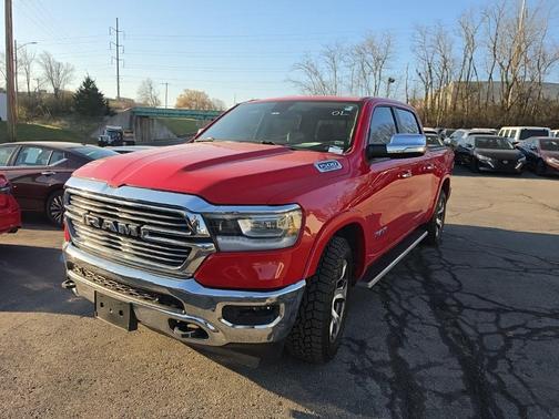 Flame Red Clearcoat 2019 RAM 1500 Laramie