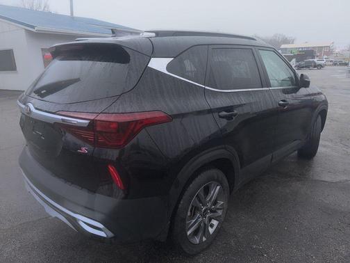 2021 Kia Seltos S