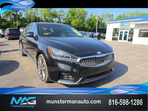 Aurora Black 2019 Kia Cadenza Technology