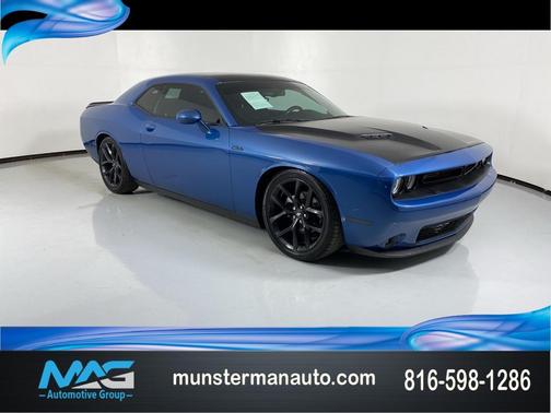 2021 Dodge Challenger SXT