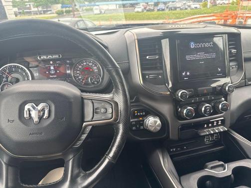 Diamond Black Crystal Pearlcoat 2019 RAM 1500 Rebel