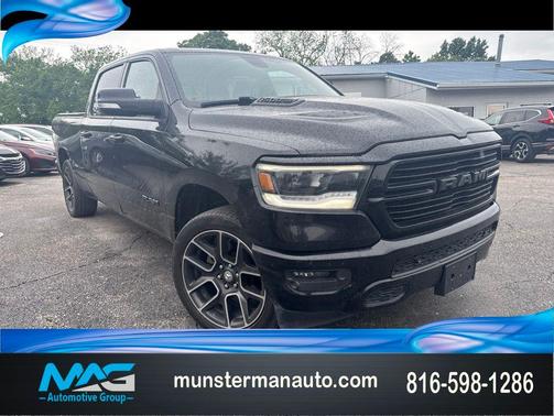 Diamond Black Crystal Pearlcoat 2019 RAM 1500 Rebel