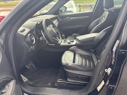 2019 Alfa Romeo Stelvio Ti Sport