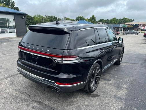 Infinite Black Metallic 2020 Lincoln Aviator Reserve AWD