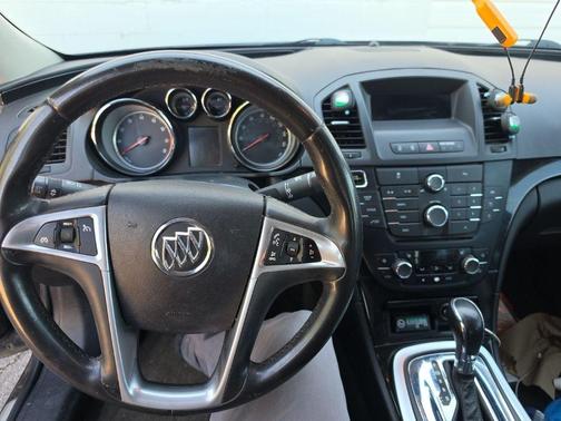 Black Onyx 2012 Buick Regal Premium 1