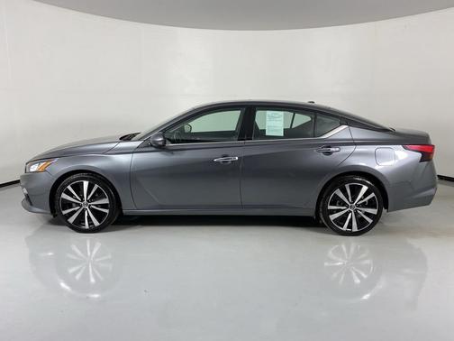 2022 Nissan Altima Platinum Intelligent AWD