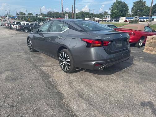 2022 Nissan Altima Platinum Intelligent AWD