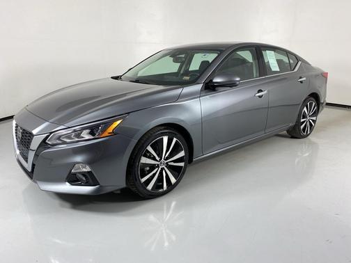 2022 Nissan Altima Platinum Intelligent AWD