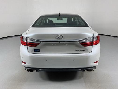 2016 Lexus ES 350 Base