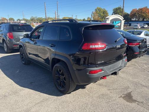 2017 Jeep Cherokee Trailhawk