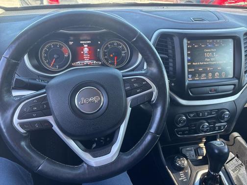 2017 Jeep Cherokee Trailhawk