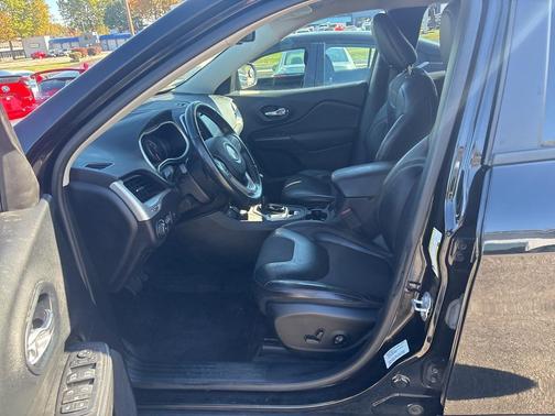 2017 Jeep Cherokee Trailhawk