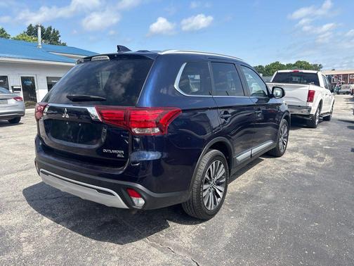 Cosmic Blue Metallic 2019 Mitsubishi Outlander SEL